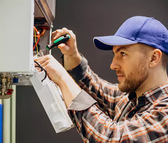 Expert Plumber for Tankless Water Heater Maintenance in Oceanside, NY: Schedule Professional Maintenance Services with Us